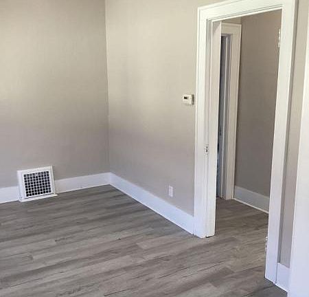 4th image of 805 W Willcox Ave