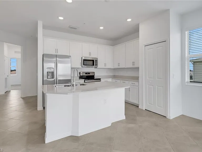 5715 Double Eagle Circle Ave #4431 — Photo 3