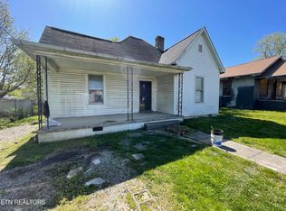 3109 Johnston St, Knoxville, TN 37921