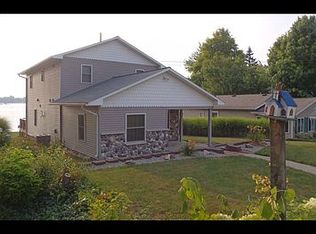 9164 Long Lake Dr E, Scotts, MI 49088