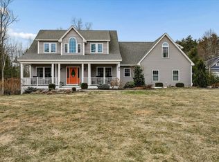 5 Whiting Farm Drive, Amherst, NH 03031