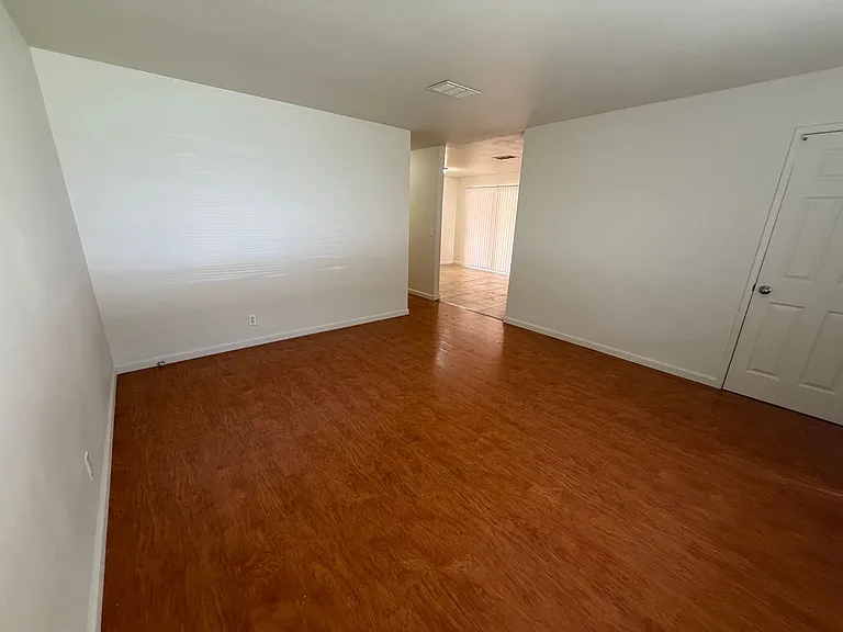 249 De Soto Dr — Photo 8