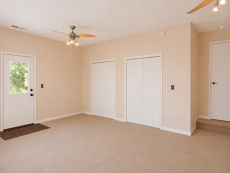 3805 S Valmore Ave — Photo 14