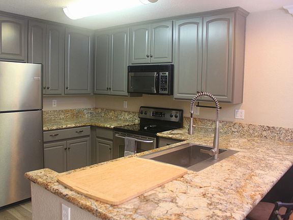 4th image of 1075 N Escondido Blvd Unit 112