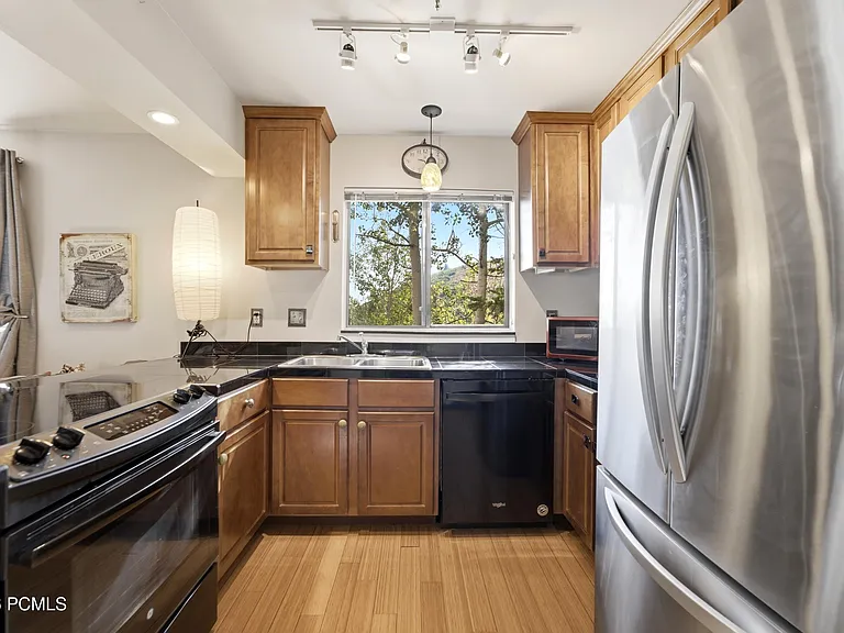 1650 Iron Horse Loop Rd #H5 — Photo 10