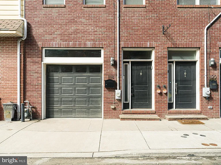 1118 E Dunton St — Photo 27