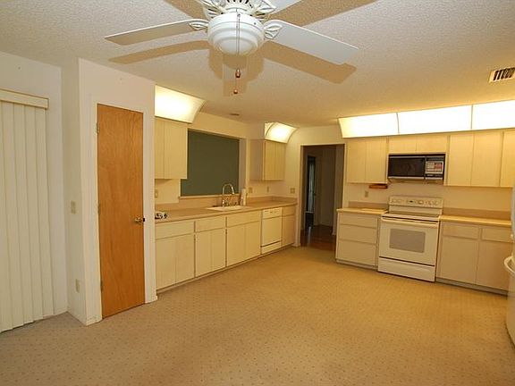 3rd image of 3148 Heatherwood Ln