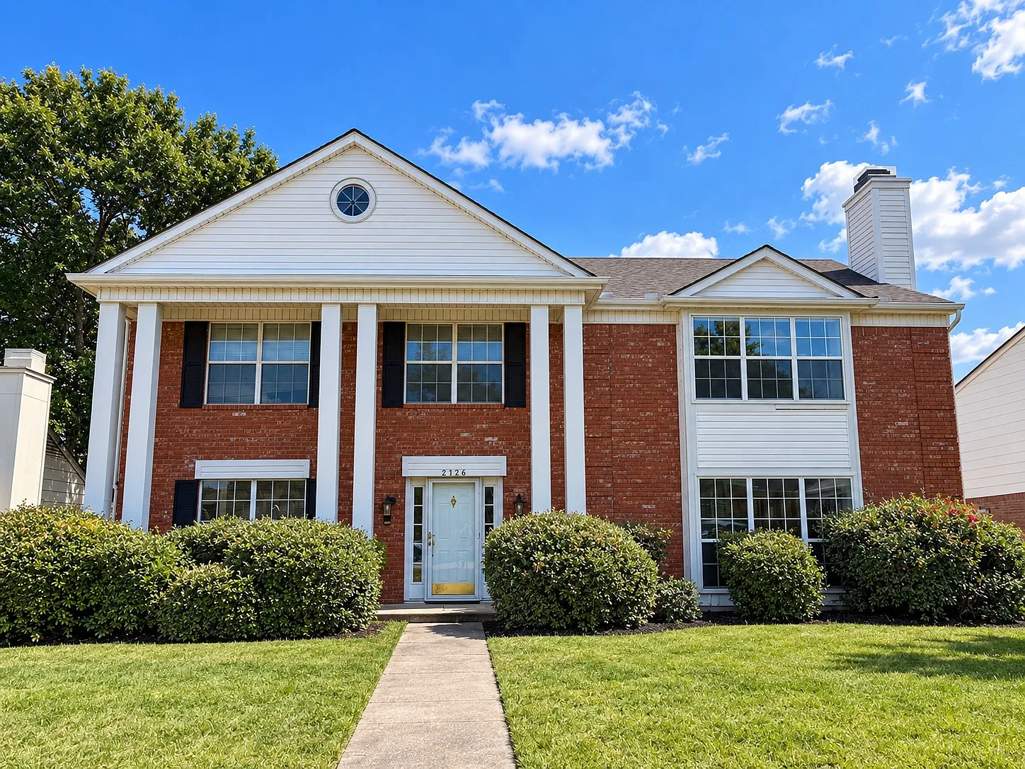 4 bed, 2.5 bath, 2616 sqft, $2,700 — Photo 1