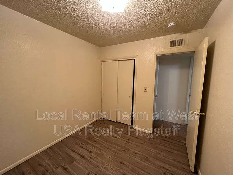 117 E Ellery Ave #2 — Photo 5