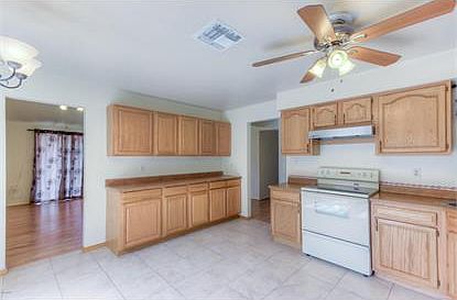 5th image of 9546 N 66th Dr