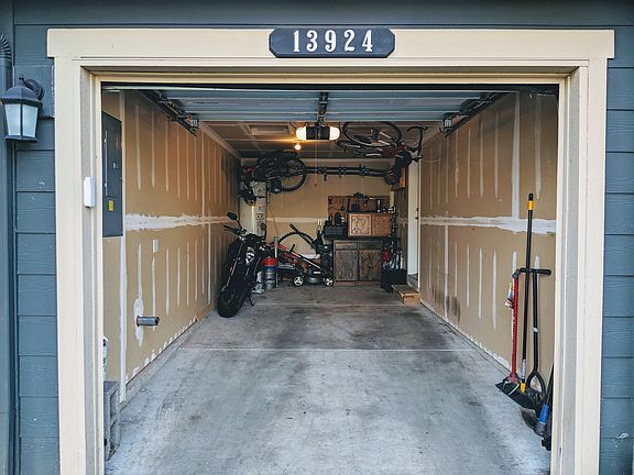 One car, oversized garage