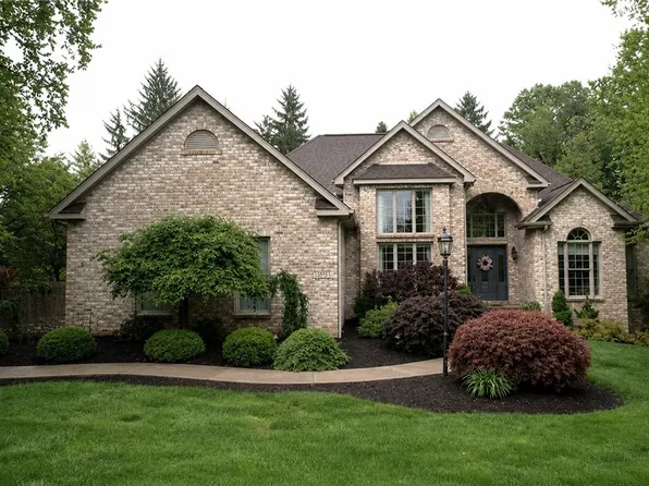 1054 Rimrock Rd, Greensburg, PA 15601
