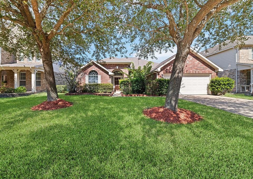 1st image of 17714 Emerald Garden Ln
