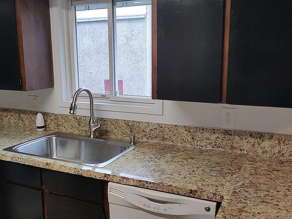 5th image of 242 SE 3rd Ave