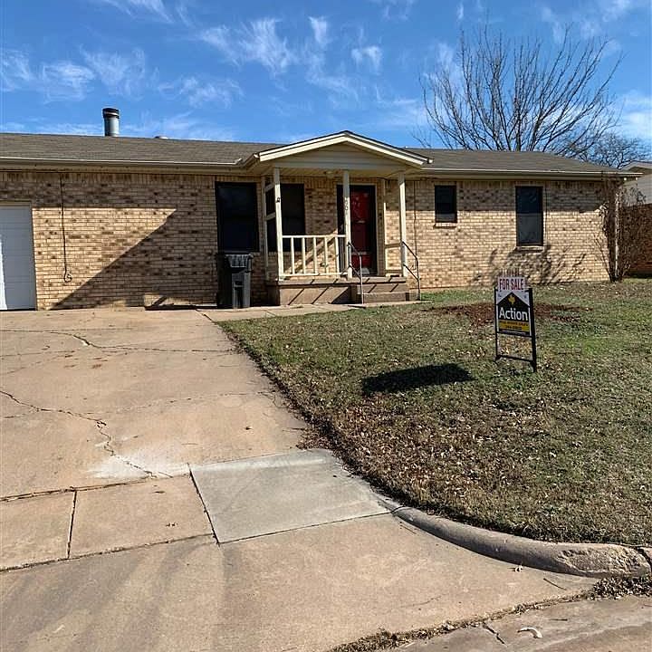 1st image of 2901 Southridge Dr