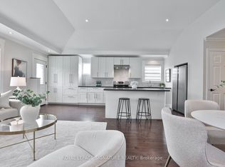 17 Flora Dr, Toronto, ON M1P1A1