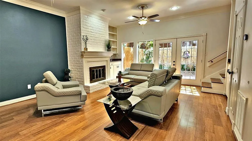 3 bed, 2.5 bath, 2156 sqft, $4,750 — Photo 3