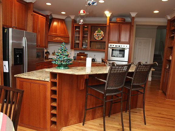 Sleek Center Island