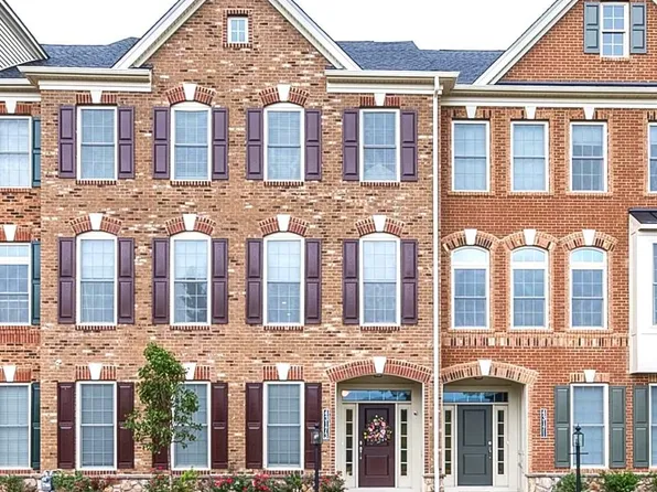 43173 Clarendon Sq, Ashburn, VA 20148