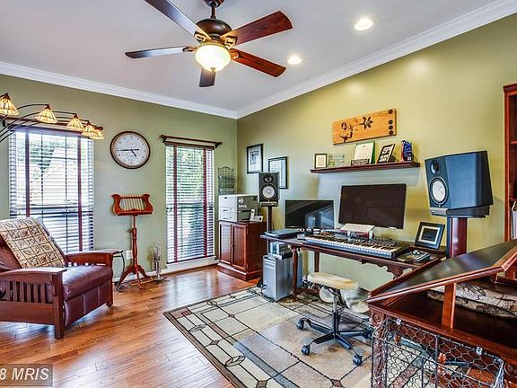 Living room off foyer is also the perfect office