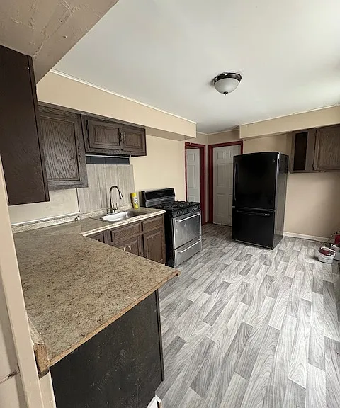 196.5 Oak St #1 — Photo 2