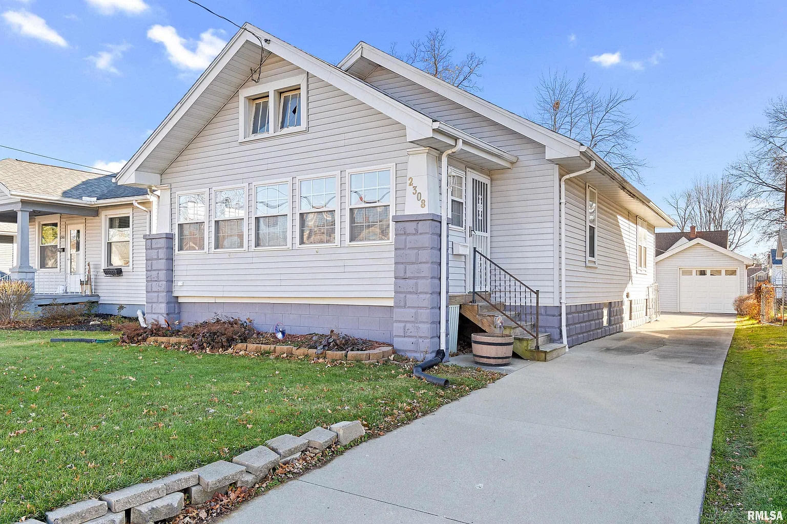 2308 W Barker Ave photo 1