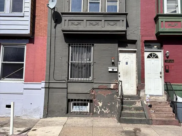 153 E Wishart St, Philadelphia, PA 19134