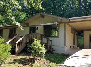 298 N Womack St, Franklin, NC 28734