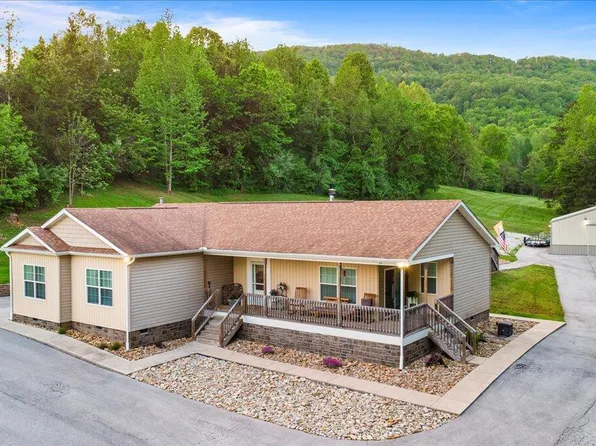 116 Sussex Ln, La Follette, TN 37766