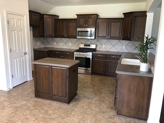 Kitchen dimensions are 14 1/2' x 10'