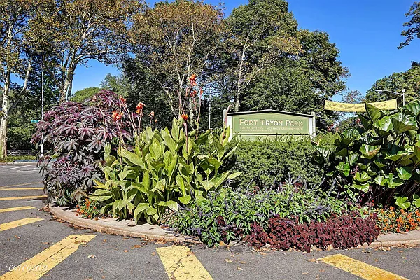 Sold by Corcoran | media 25