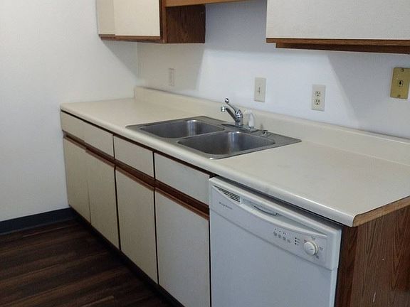 5th image of 1294 W Norton Ave APT B