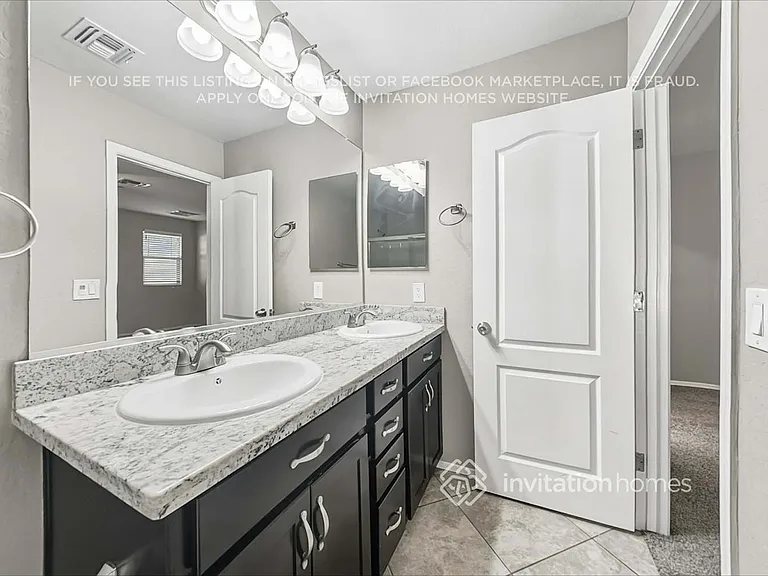 2510 E Vermont Dr — Photo 13