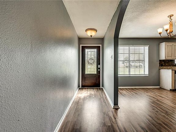 4th image of 212 Cedar Ln
