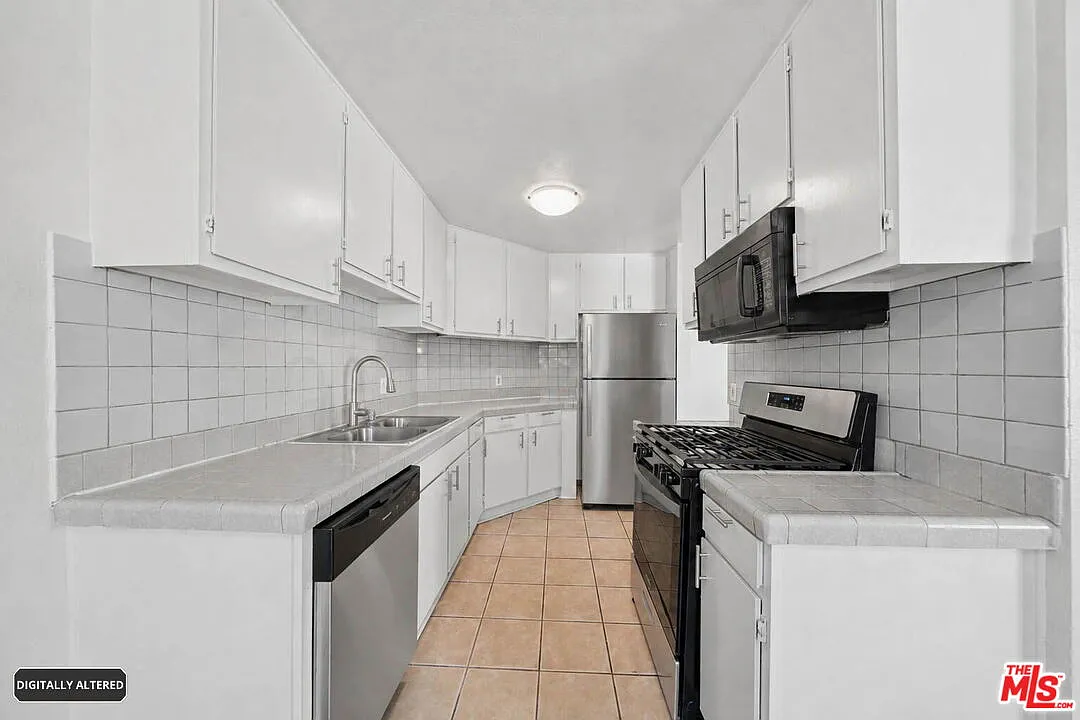 2 bed, 2.0 bath, 1237 sqft, $2,995 — Photo 4