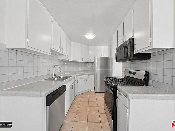 4th image of 1950 Rodney Dr APT 102