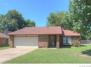 2004 E Reno St, Broken Arrow, OK 74012