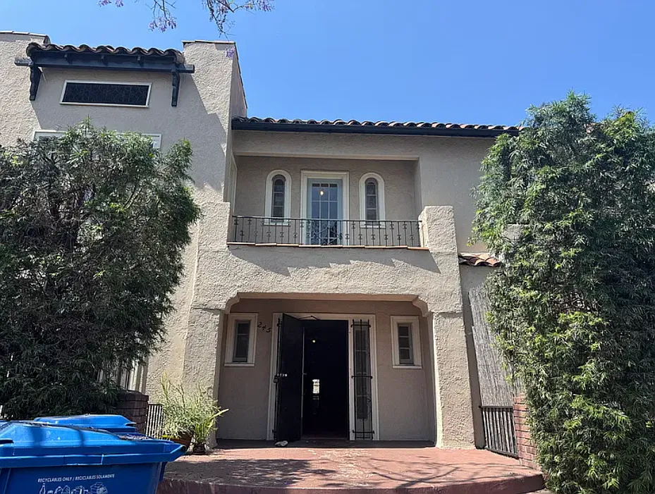 1 bed, 850 sqft, $1,950 — Photo 1