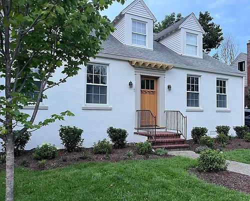 72 Maplehurst Ave #1 Photo 1