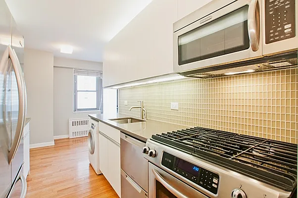 Rented by Nest Seekers International | media 15