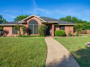 237 Bonham Dr, Hewitt, TX 76643