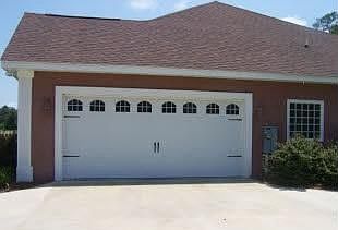 2nd image of 403 Lake Erie Dr