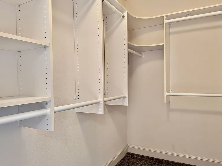 3014 NW Chapin Dr — Photo 41