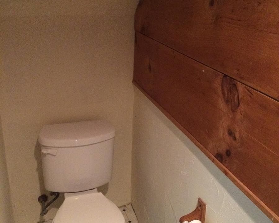 1/2 bath off kitchen