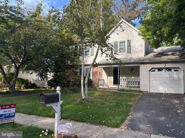 5817 Cricket Ln, Bensalem, PA 19020