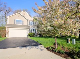 1824 S Robin Ct, Libertyville, IL