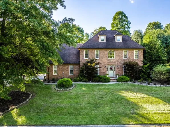 3253 Chateau Dr, Portsmouth, OH 45662