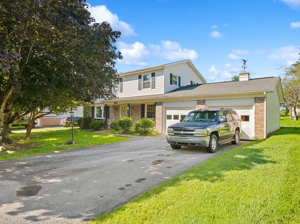 1245 Meadowlark Dr, Wytheville, VA 24382