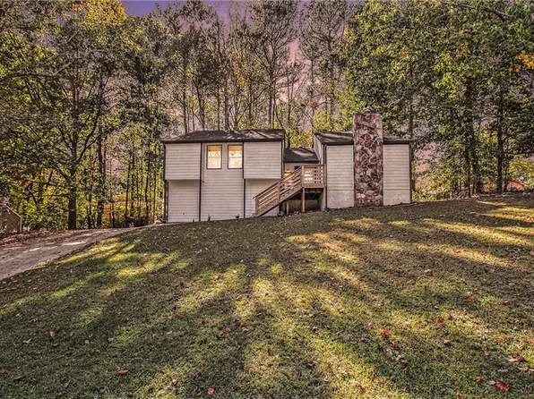 4485 Spring Valley Pkwy, College Park, GA 30349