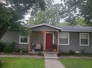 32 Hollywood Dr, Lampasas, TX 76550
